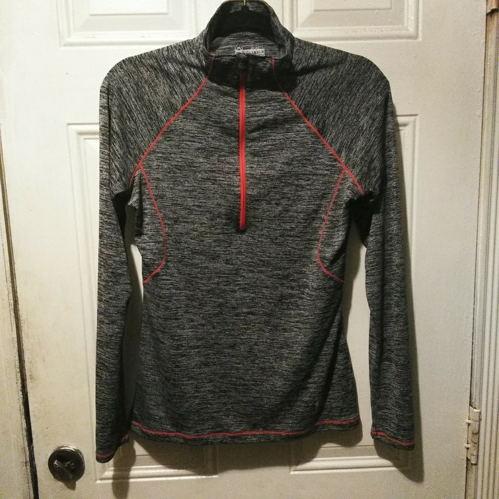 Under Armour Semi-Fitted Half Zip Top